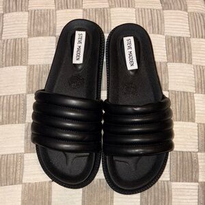 Steve Madden Quilted Black Slides
